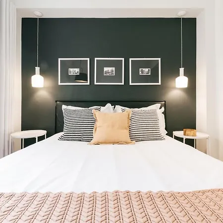 Lori Margariti Sea View Flat