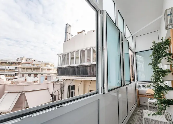 Apartment Lori Margariti Sea View Flat *