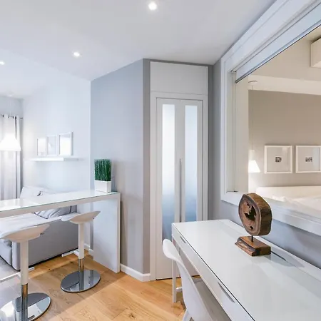 Lori Margariti Sea View Flat Апартаменты