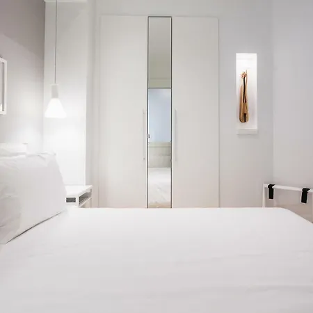 公寓 Lori Margariti Sea View Flat *