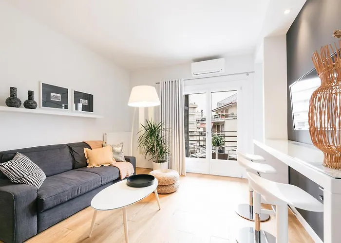 Lori Margariti Sea View Flat *