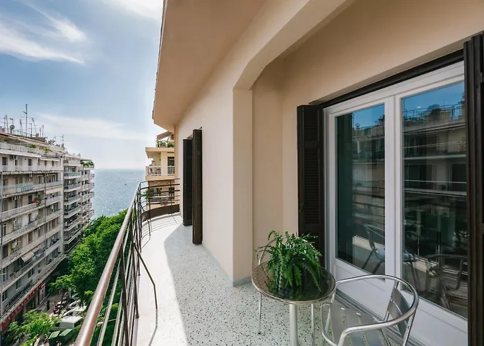 Lori Margariti Sea View Flat